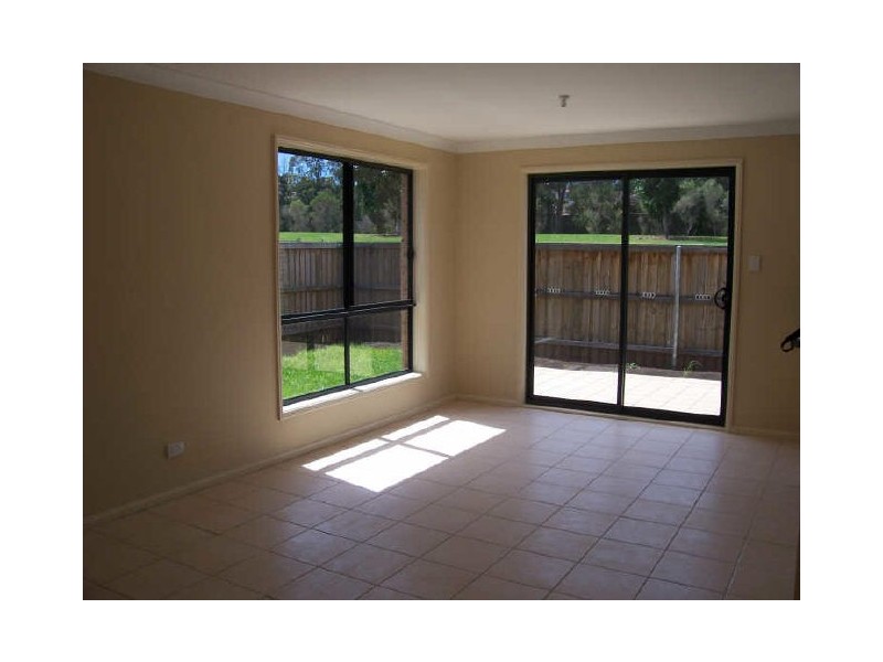 4 Kensington Lane, Dapto NSW 2530