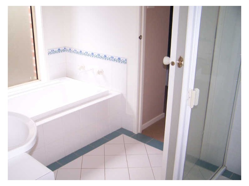 5 Herriott Crescent, Horsley NSW 2530