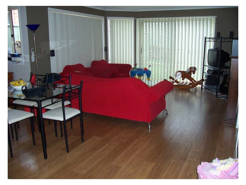 5 Herriott Crescent, Horsley NSW 2530