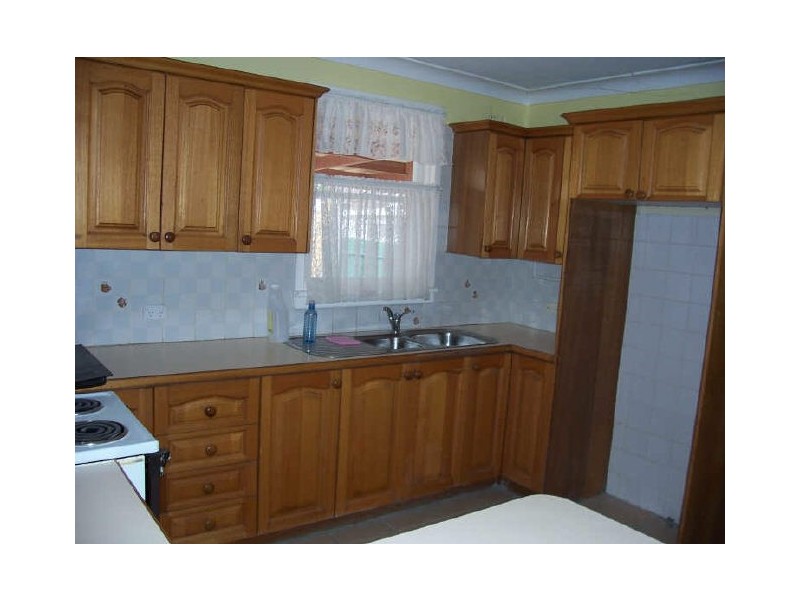 3 EXMOUTH ROAD, Kanahooka NSW 2530