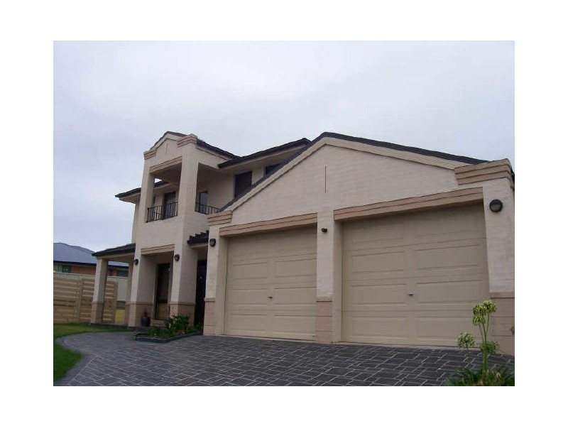 11 Green Crescent, Shell Cove NSW 2529