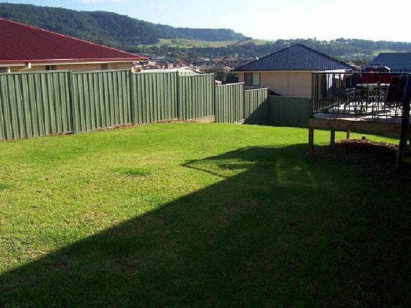 4 Clermont Crescent, Albion Park NSW 2527