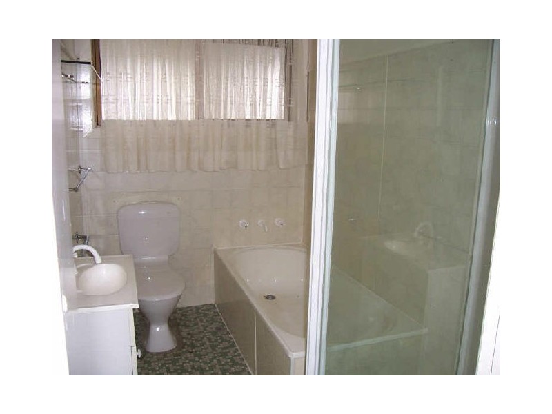 34 Simpson Parade, Albion Park NSW 2527