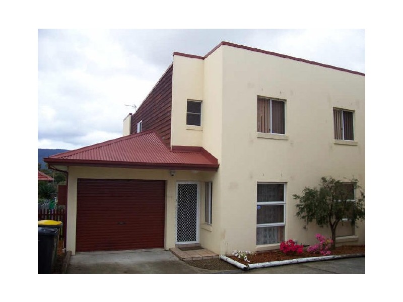 7/2 Kent Road, Dapto NSW 2530