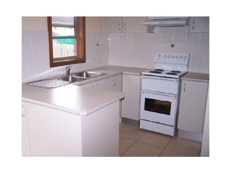 10 Cumberland Street, Berkeley NSW 2506