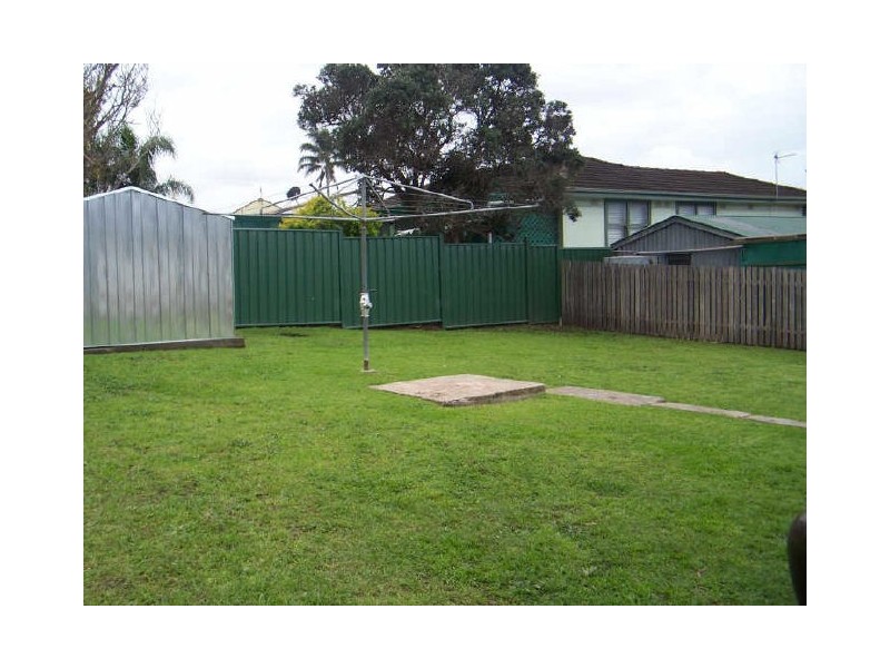 10 Cumberland Street, Berkeley NSW 2506