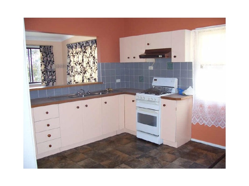 49 Douglas Road, Fairy Meadow NSW 2519