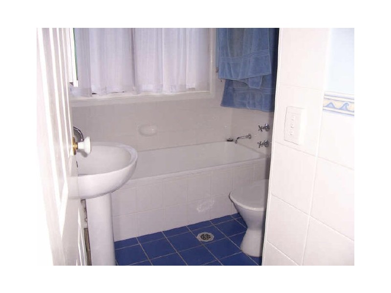 25 Manuka Avenue, Dapto NSW 2530