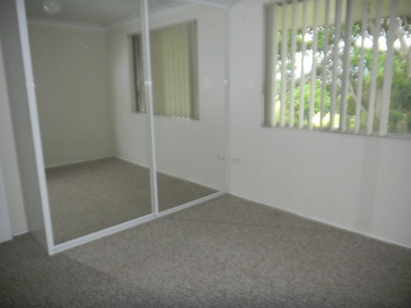 4/1 Brolga Street, Kanahooka NSW 2530