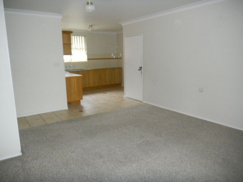 4/1 Brolga Street, Kanahooka NSW 2530