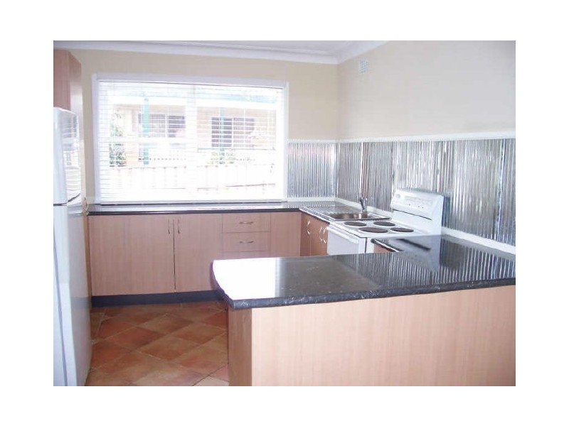 20 Brook Street, Dapto NSW 2530