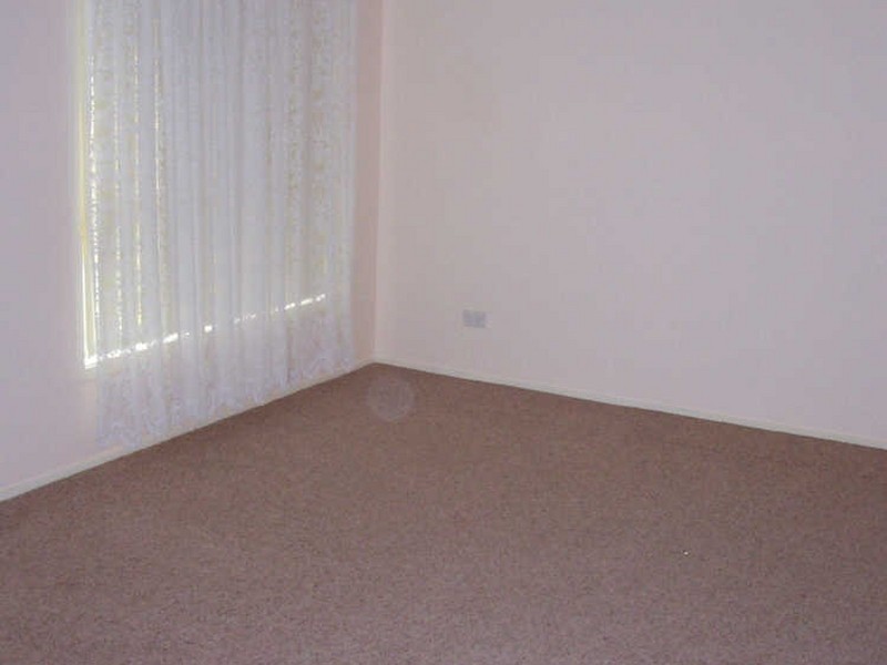 94 Sunnybank Cres, Horsley NSW 2530