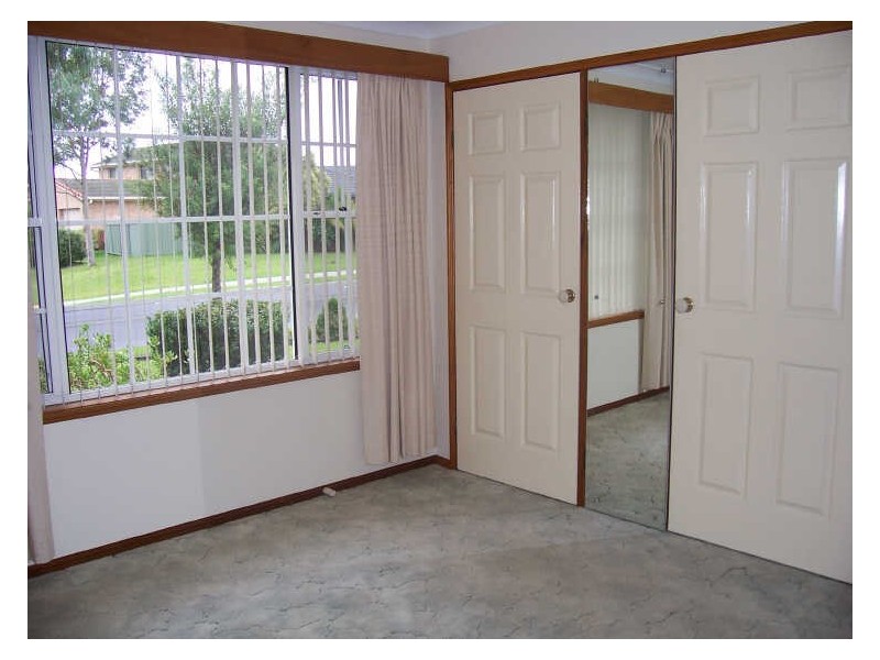 6 Denham Drive, Horsley NSW 2530