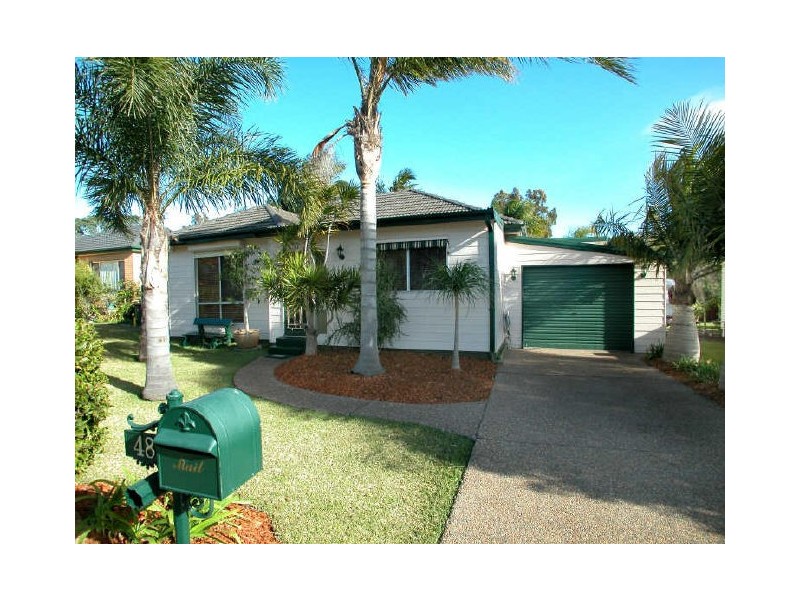 48 Lakelands Drive, Dapto NSW 2530