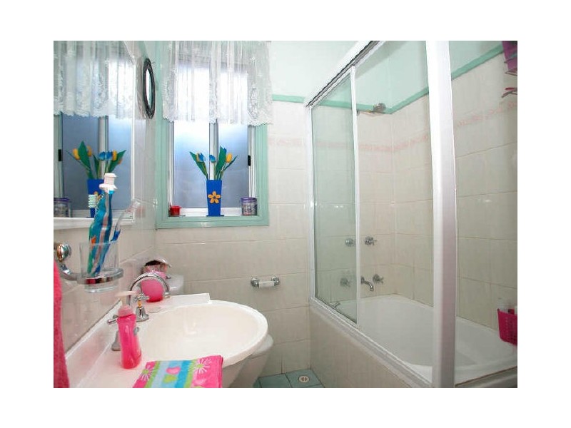 48 Lakelands Drive, Dapto NSW 2530