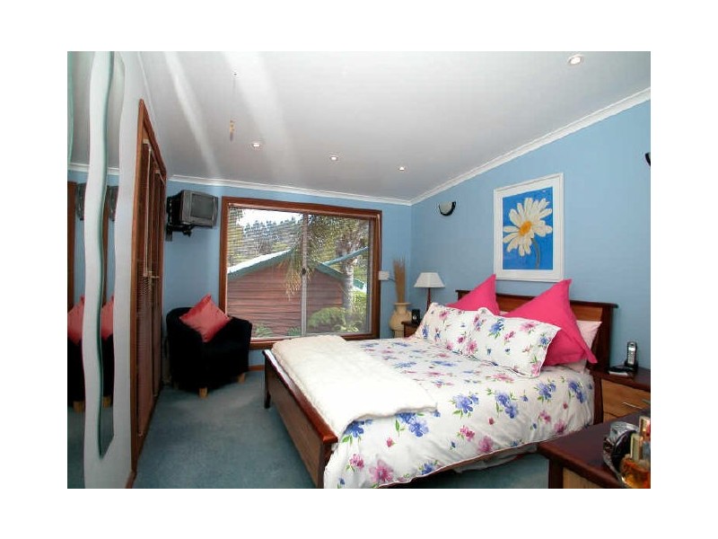 48 Lakelands Drive, Dapto NSW 2530
