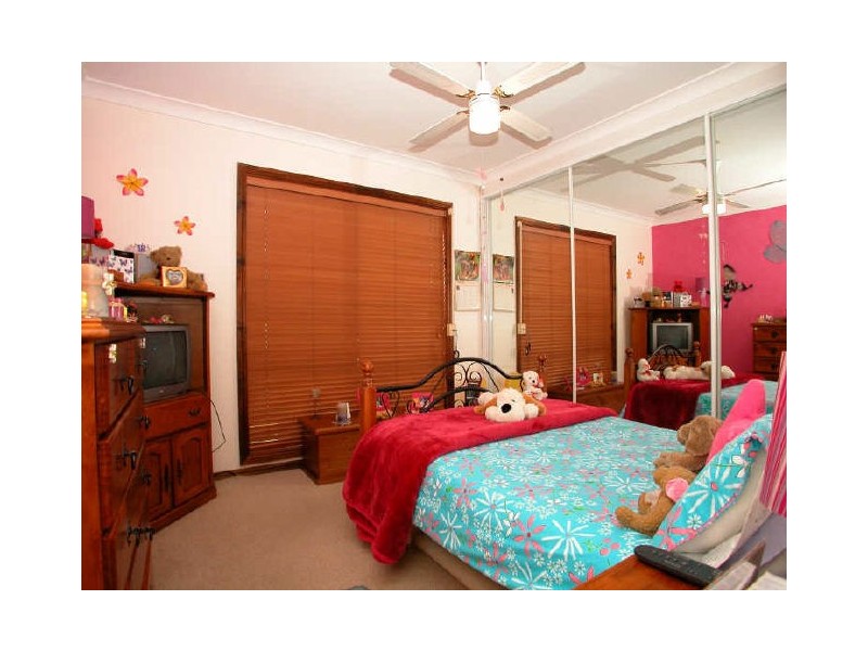 48 Lakelands Drive, Dapto NSW 2530