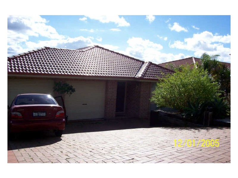 10 Mood Circuit, Albion Park NSW 2527
