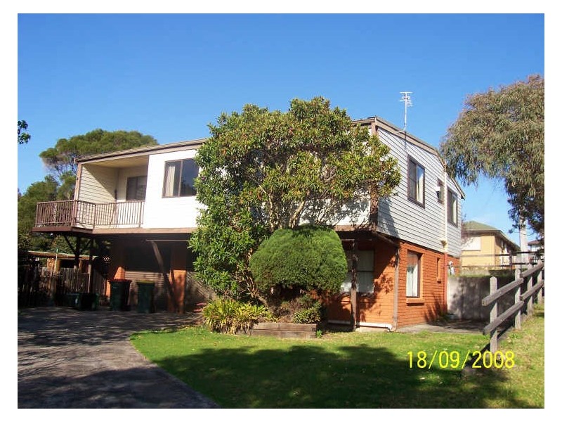 85 Strata Avenue, Barrack Heights NSW 2528