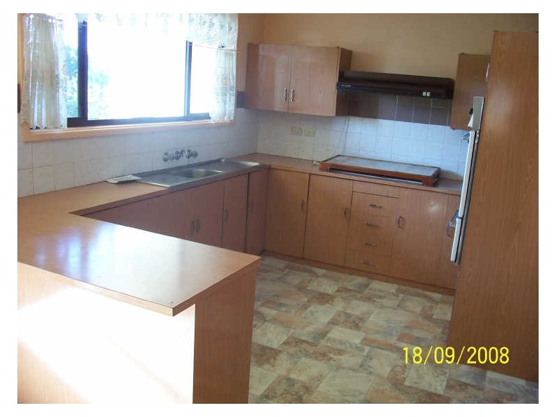 85 Strata Avenue, Barrack Heights NSW 2528