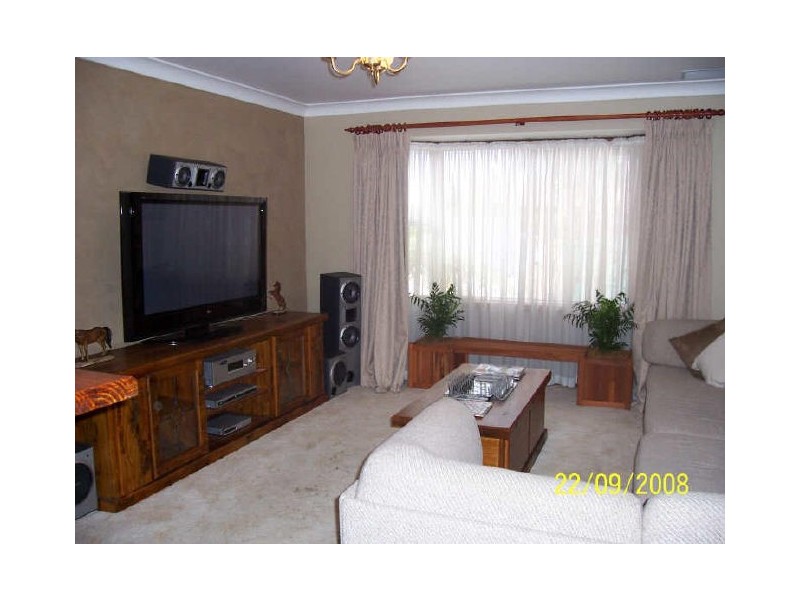 46 Huxley Drive, Horsley NSW 2530