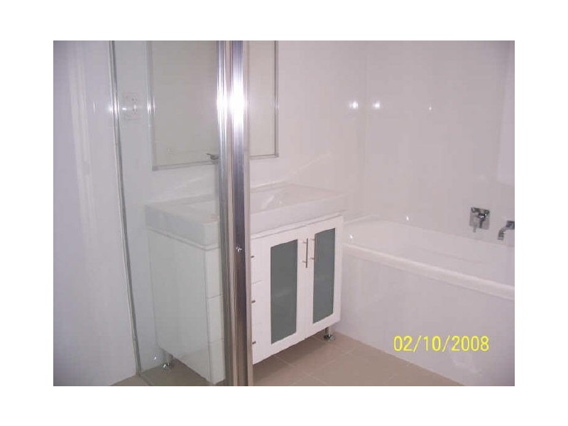 3/102 Gladstone Avenue, Coniston NSW 2500