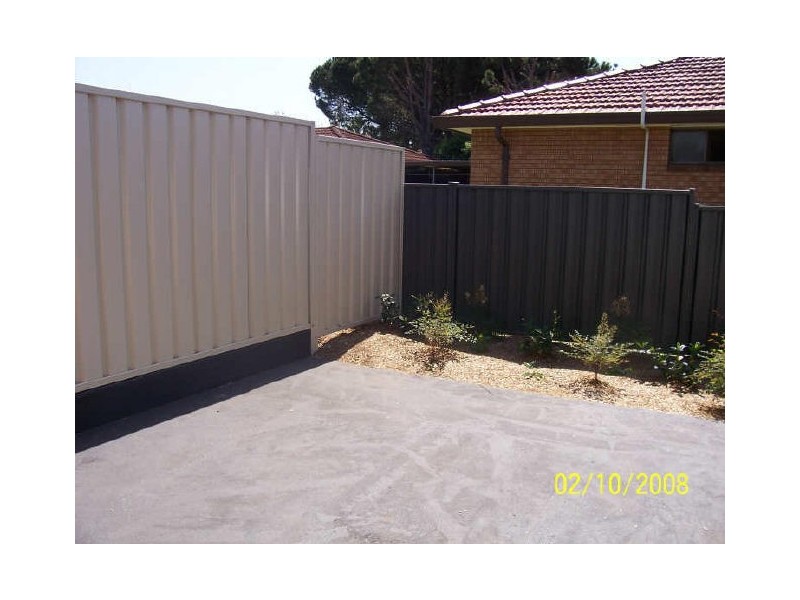 3/102 Gladstone Avenue, Coniston NSW 2500