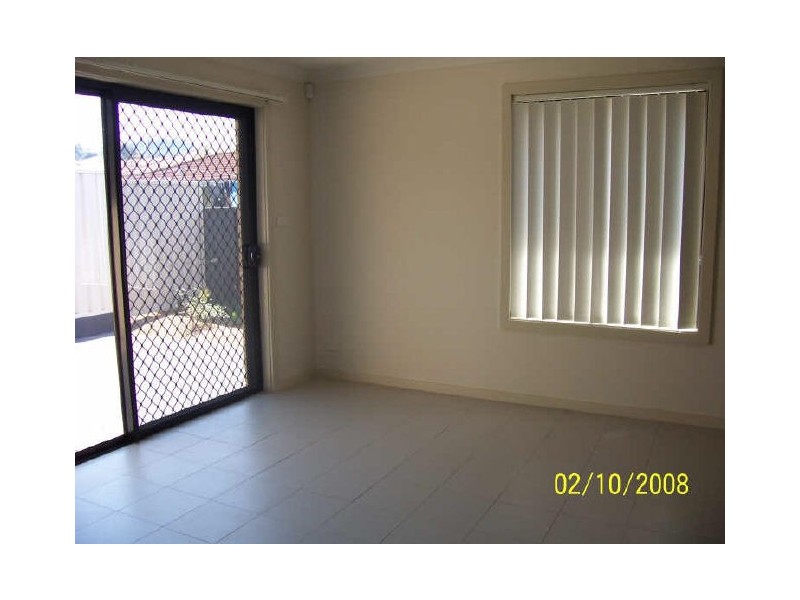 3/102 Gladstone Avenue, Coniston NSW 2500