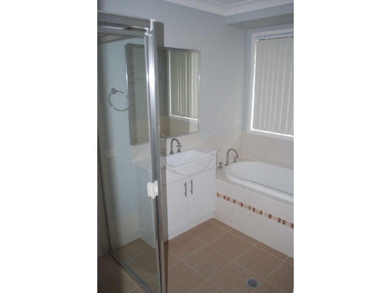 24 Athanlin Street, Haywards Bay NSW 2530