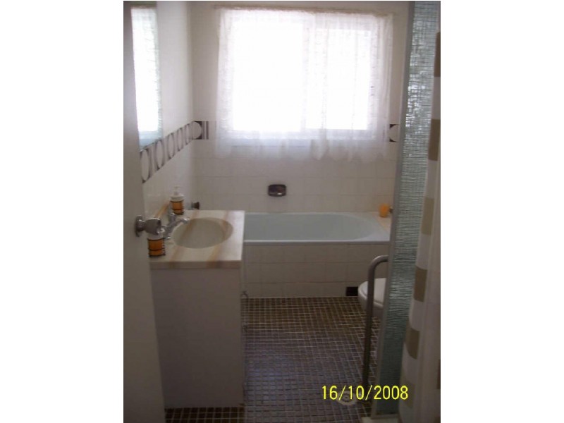 41 Bright Pde, Dapto NSW 2530