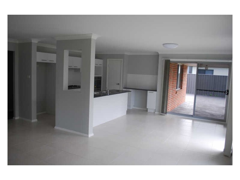 28 Athanlin Avenue, Haywards Bay NSW 2530