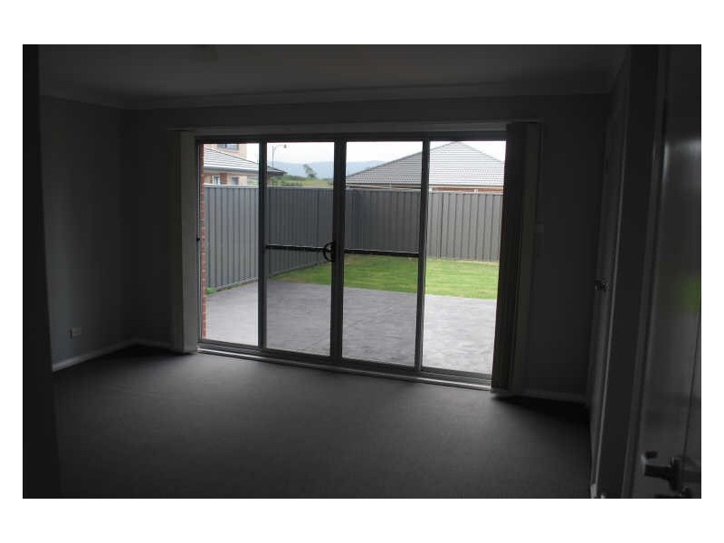 28 Athanlin Avenue, Haywards Bay NSW 2530