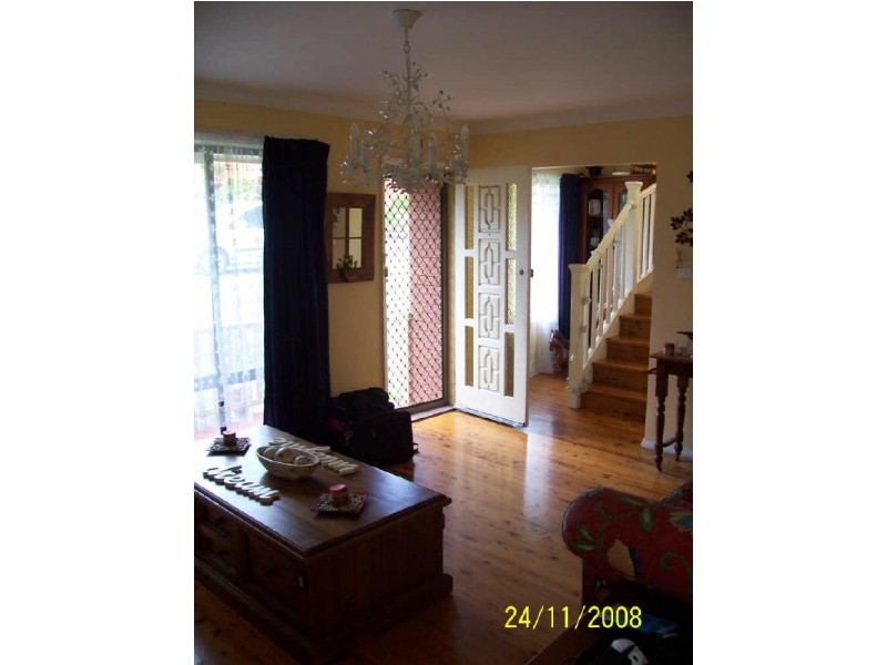 11 Morse ave, Kanahooka NSW 2530