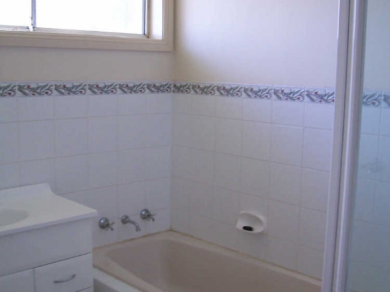 37 Elm Street, Albion Park Rail NSW 2527