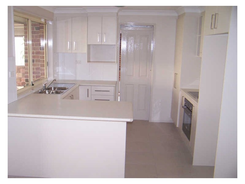 31 Roper Road, Albion Park NSW 2527