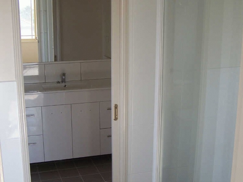 31 Roper Road, Albion Park NSW 2527