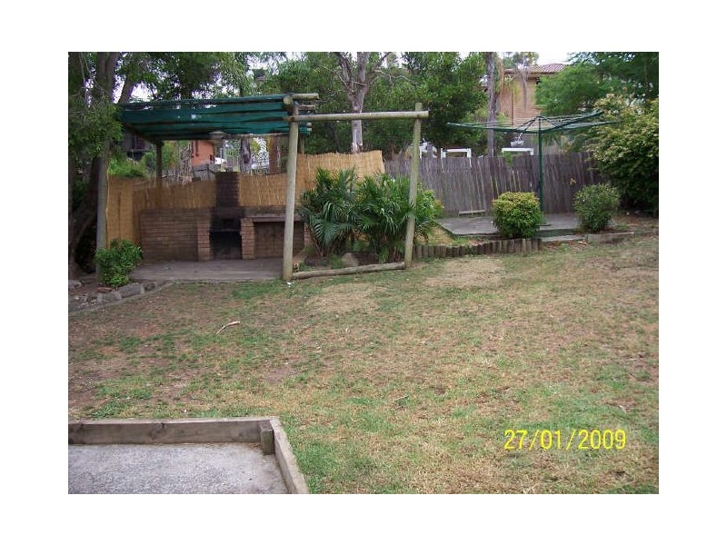 16 Deeson Place, Dapto NSW 2530