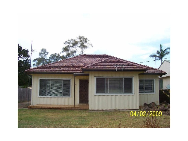 21 Ena Avenue, Dapto NSW 2530
