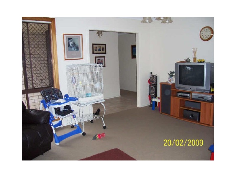 16 Rushton Drive, Kanahooka NSW 2530