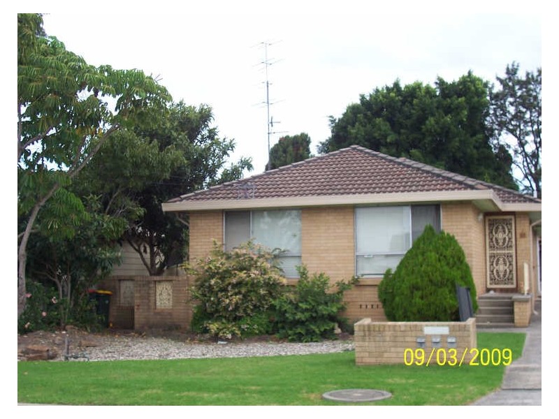 1/11 Fisher Street, Oak Flats NSW 2529