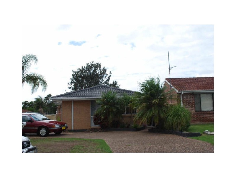 22 Badgery Street, Albion Park NSW 2527