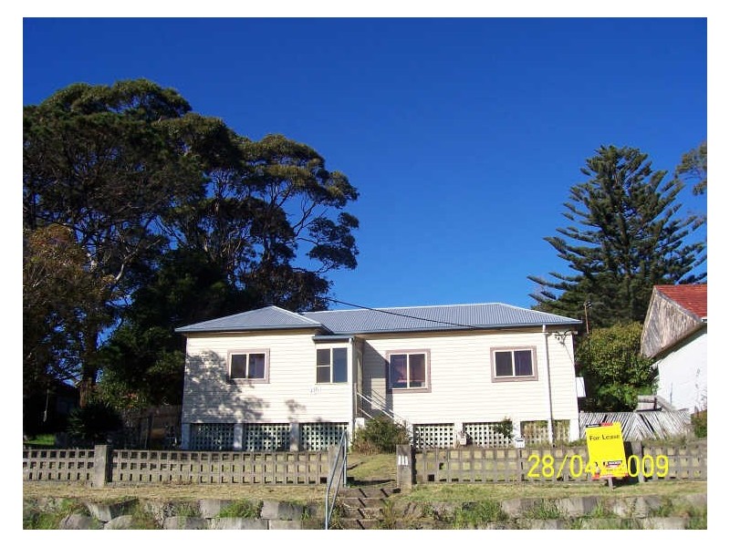111 Lakeview Parade, Primbee NSW 2502