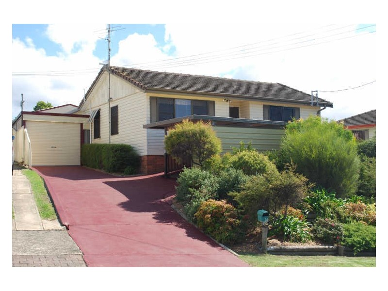 14 Holborn Street, Berkeley NSW 2506