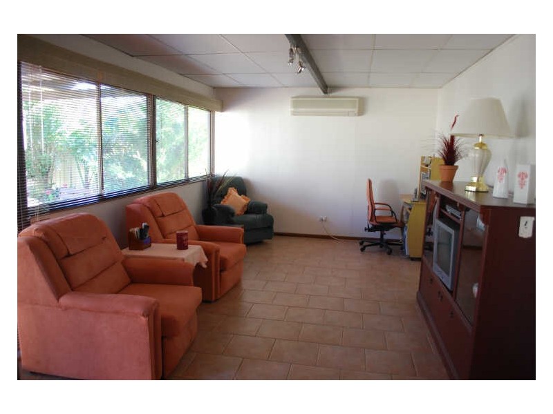 14 Holborn Street, Berkeley NSW 2506