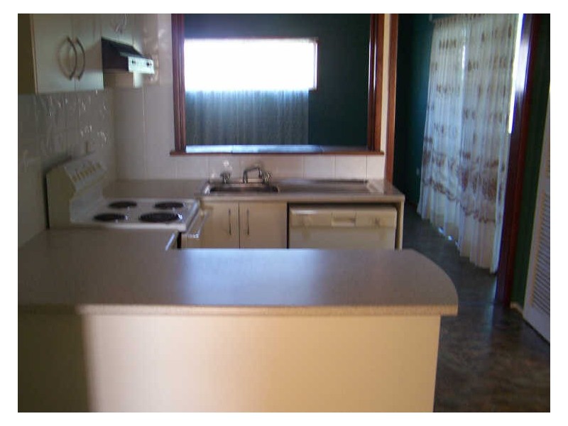 22 Freeman Parade, Mount Warrigal NSW 2528