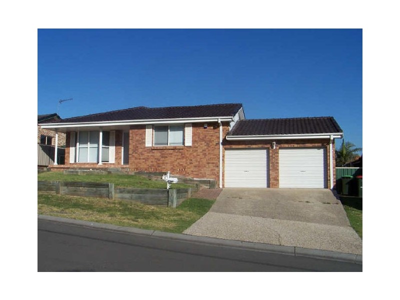8 Roper Road, Albion Park NSW 2527