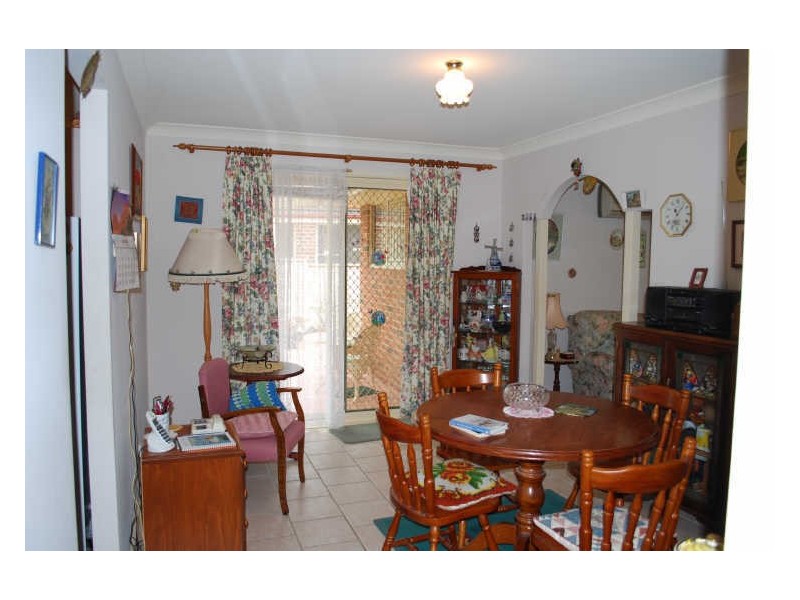 12 Amanda Place, Horsley NSW 2530