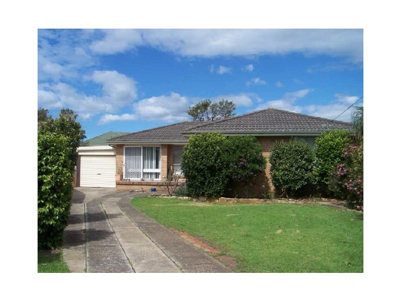 19 Bass Street, Kiama Downs NSW 2533