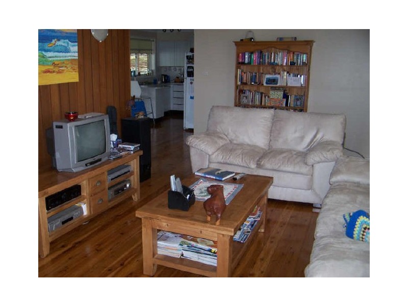 19 Bass Street, Kiama Downs NSW 2533