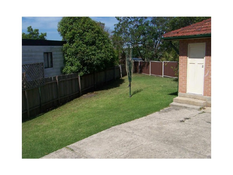 3 Kent Road, Dapto NSW 2530